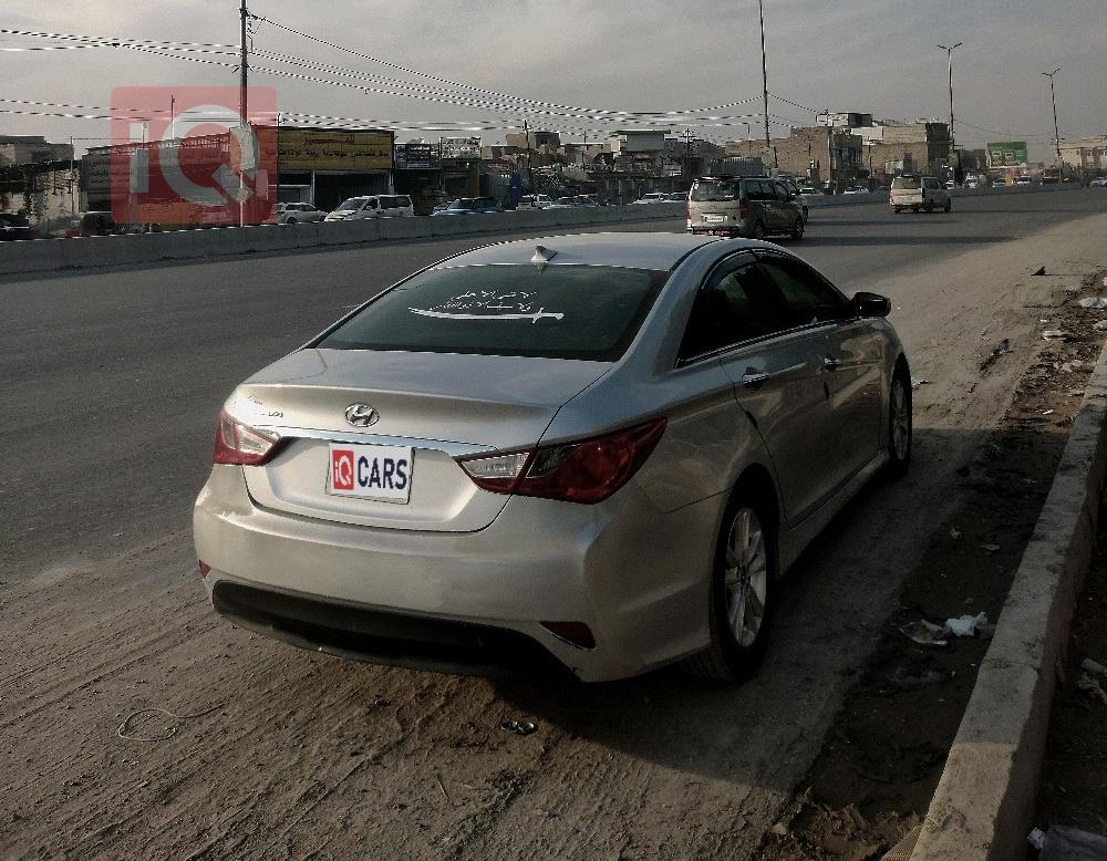 هيونداي سوناتا